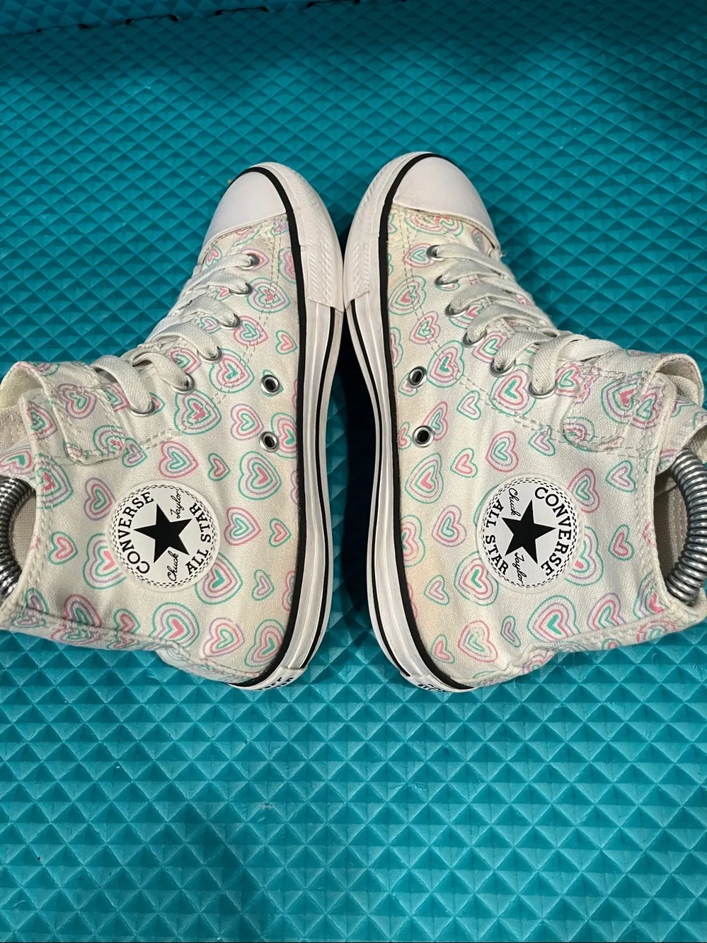 CONVERSE CTAS Big Girls Easy-On High Top in the 